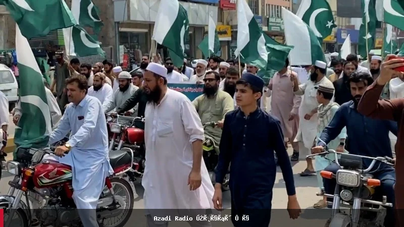 رهبر اپوزیسیون پاکستان: تصمیم درباره راهپیمایی طولانی به دیدار با عمران خان بستگی دارد