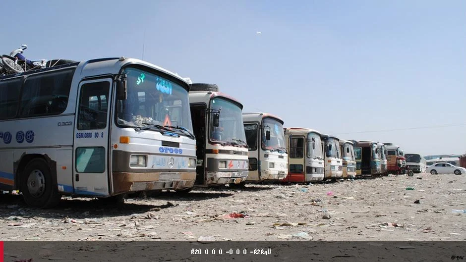 مرگ ۱۱ نفر در حوادث ترافیکی قندهار و پروان