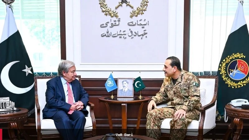 گوتیرش: بازگشت مهاجران افغان از پاکستان باید با رعایت کرامت انسانی باشد