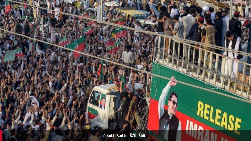 شهباز شریف از حزب عمران خان خواست تا اعتراضات را متوقف کند