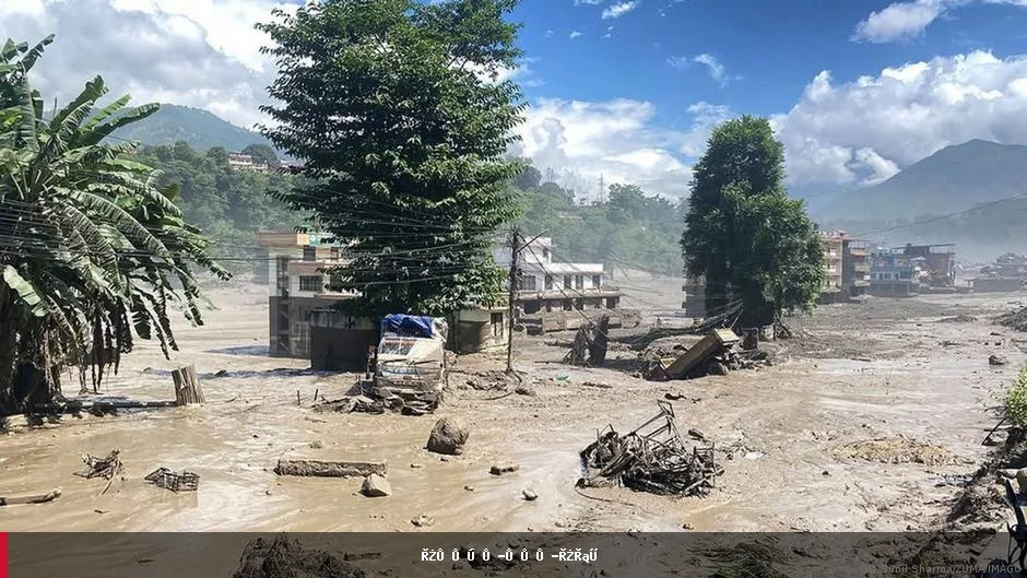 جستجوی بازماندگان سیل ویرانگر در نیپال و تبت؛ ۱۴۰۰ نفر مفقود شدند